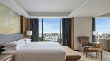 Suite Presidensial, 1 Tempat Tidur King, Bebas Asap Rokok | Seprai premium, selimut bulu angsa, minibar, dan brankas