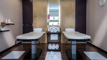 Salas de tratamiento para parejas, sauna y baño de vapor