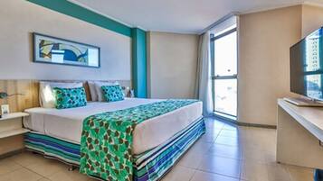 Camas Select Comfort, frigobar, cofres nos quartos, escrivaninha