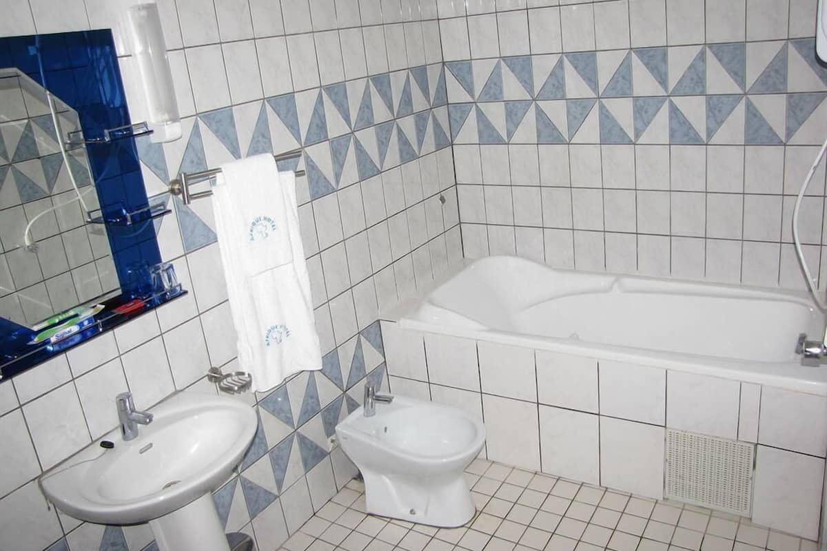 premium bedding, memory-foam beds, in-room safe, individually furnished