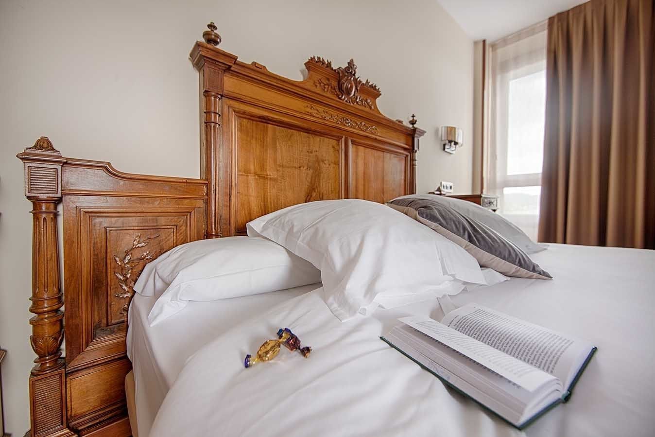 suite | 1 bedroom, minibar, in-room safe, desk