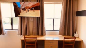 1 bedroom, minibar, desk, laptop workspace