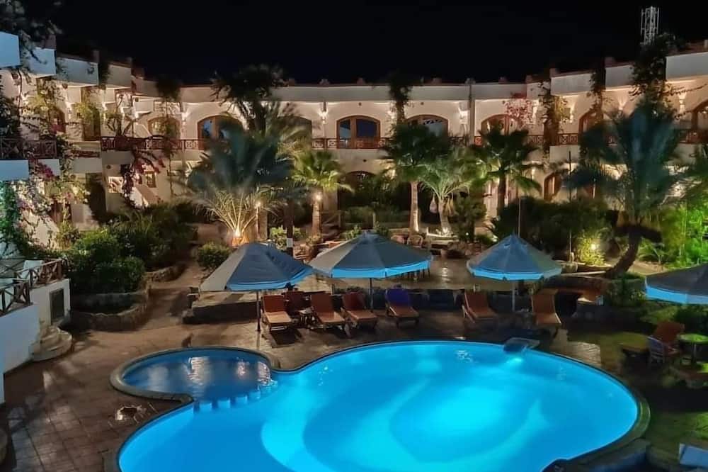 Red Sea Relax