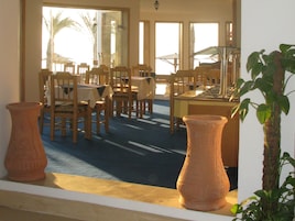 Breakfast, lunch, dinner served; international cuisine, ocean views