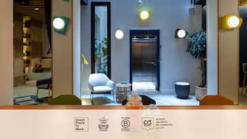 Televisión LED 30 pulgadas con canales de televisión digitales