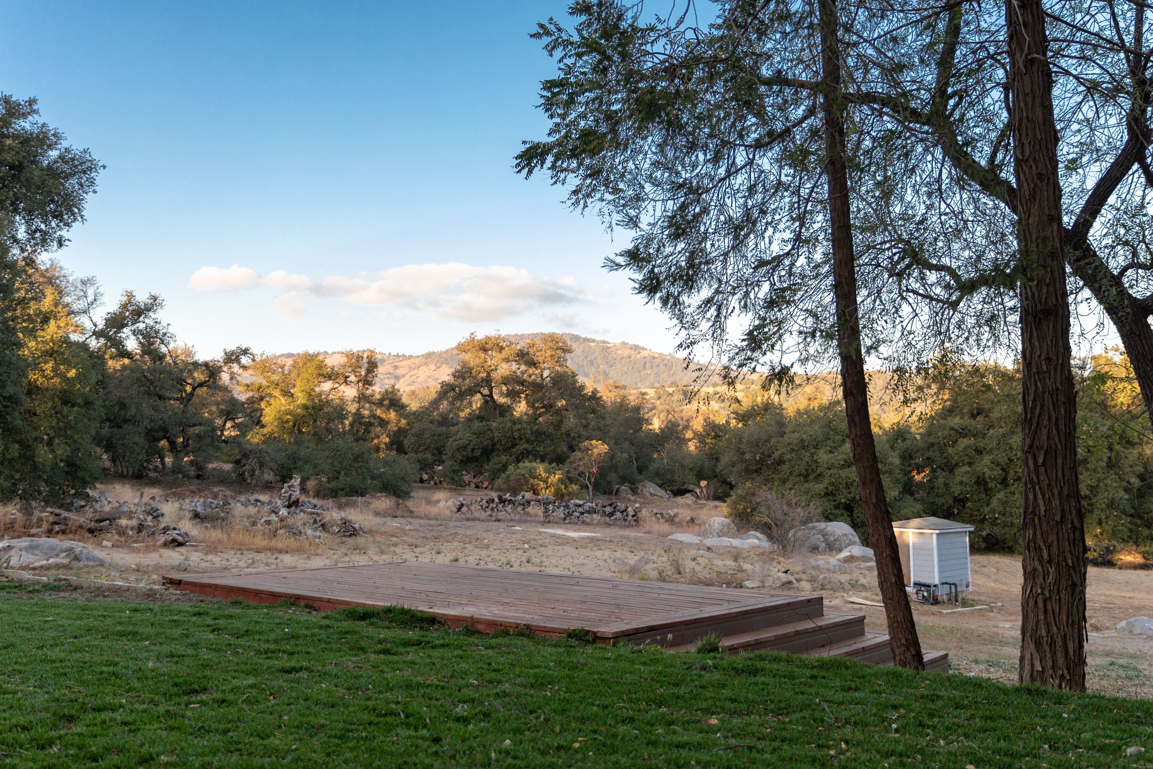 住宿正面 - 傍晚/夜晚