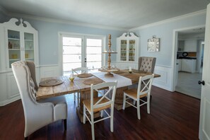 غرفة لتناول الطعام