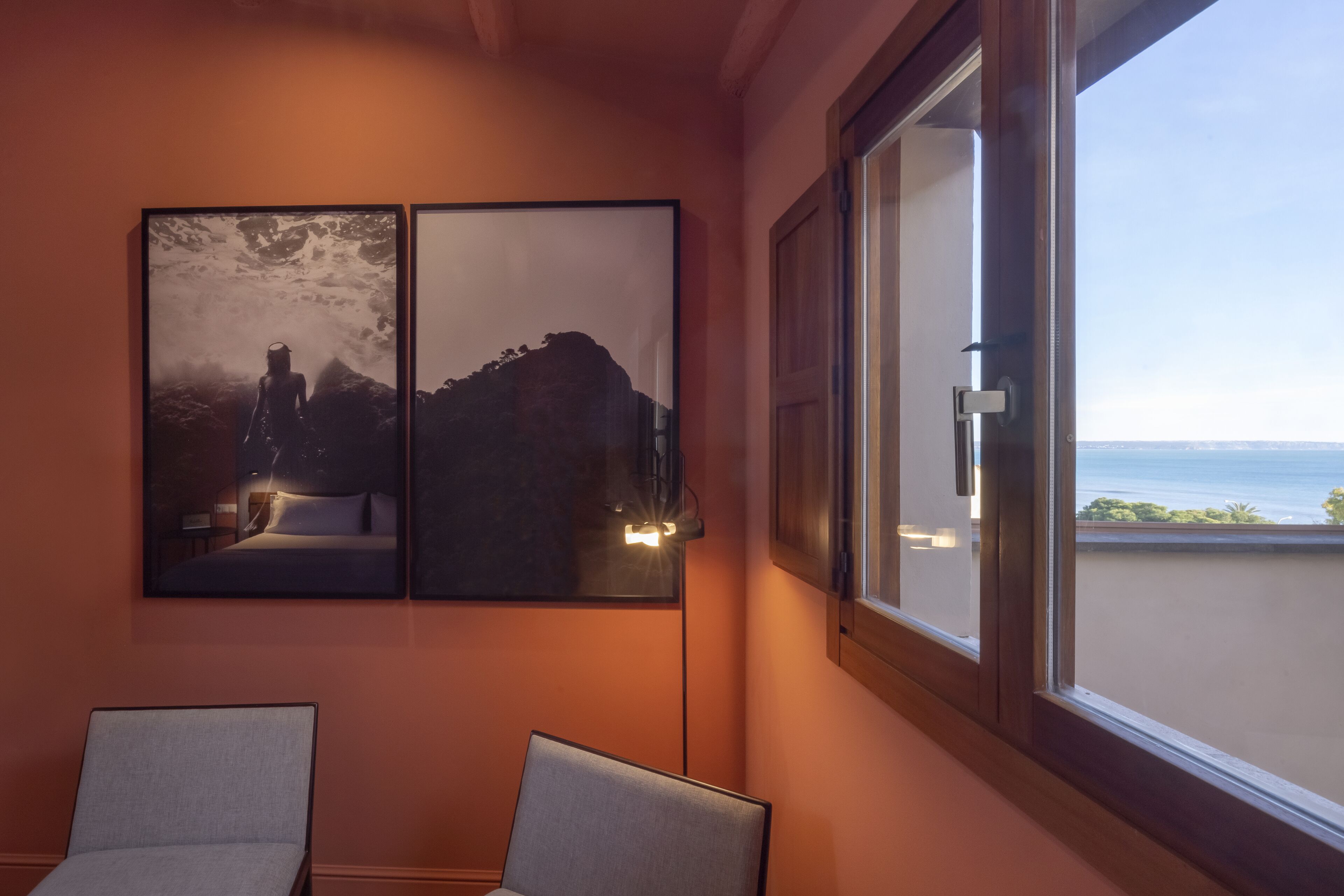 premium double room, partial sea view | 1 bedroom, premium bedding, down duvets, minibar