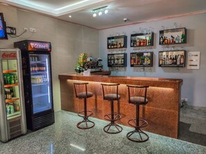 Bar (on property) - Hotel Royal Palace (Bonaberi)