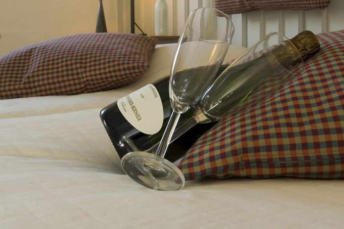 standard double or twin room | hypo-allergenic bedding, blackout curtains, soundproofing