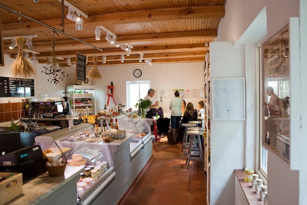 Cafe