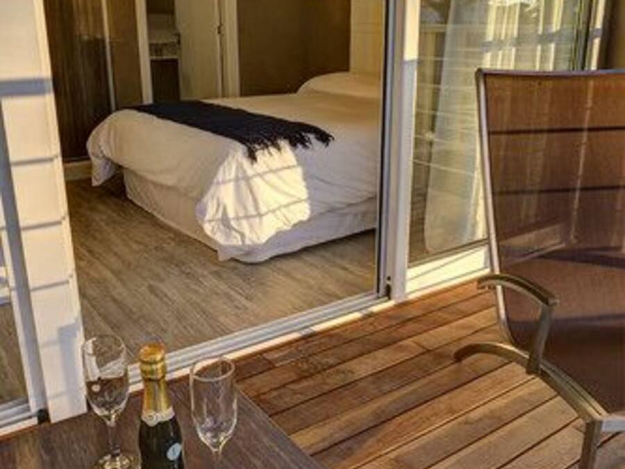 Double Room, Balcony