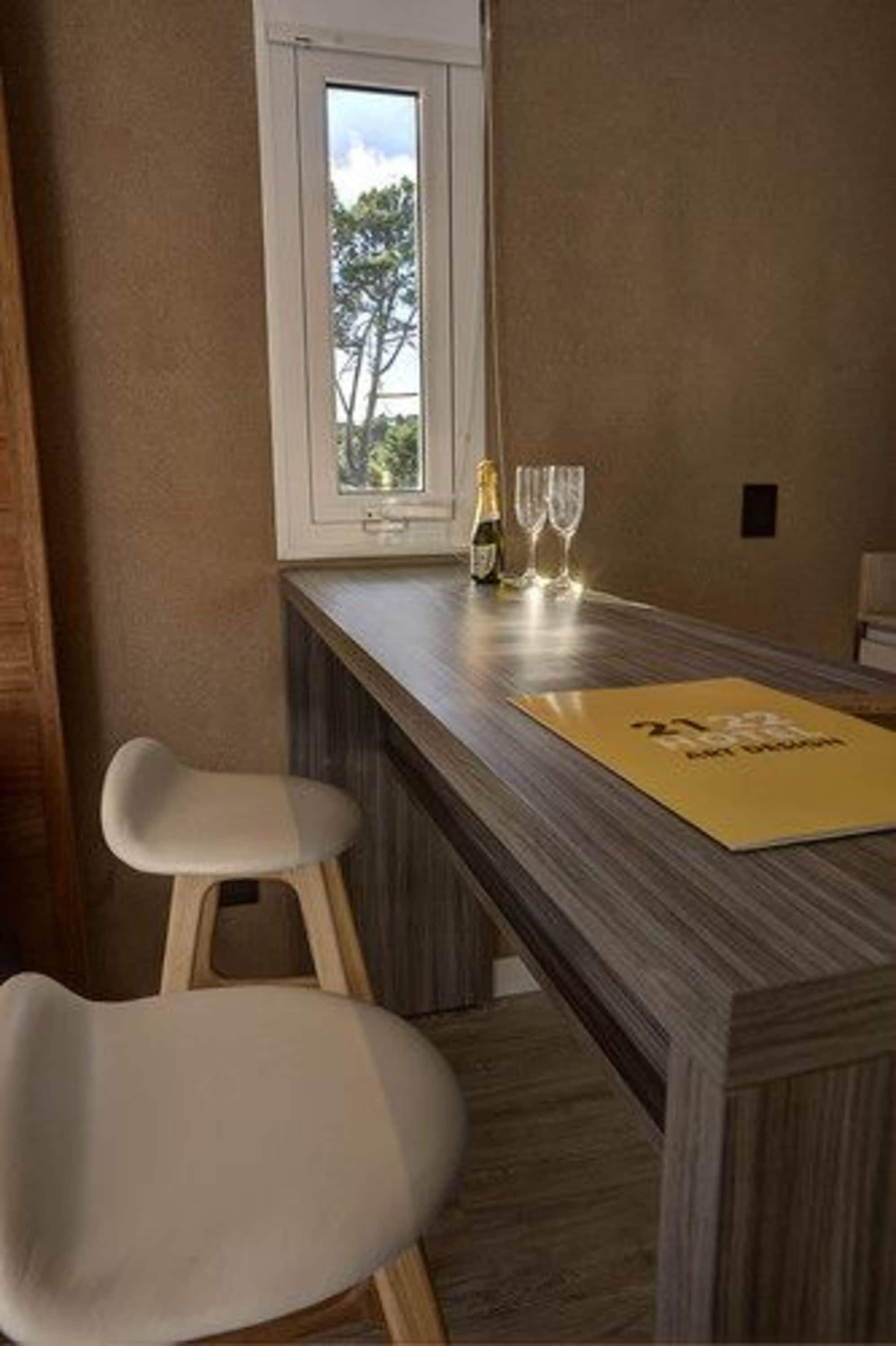 double room, balcony | room amenity