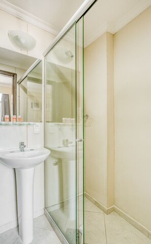 Bathroom - OYO Hotel Villa Tijuca (Rio de Janeiro)