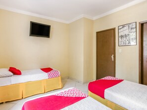 Minibar, free WiFi - OYO Hotel Villa Tijuca (Rio de Janeiro)