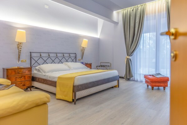 Junior Suite, 1 Queen Bed, Non Smoking - Hotel Cristallo (Reggio nell'Emilia)