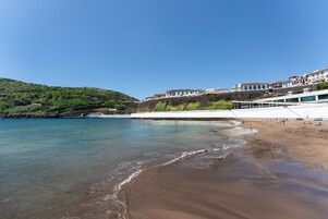靠近海滩、3 间海滩酒吧