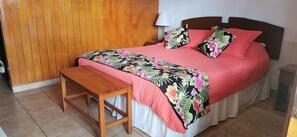 Bungalow Triple Double + Twin | 유아용 침대, 무료 WiFi