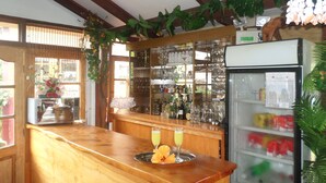 Bar (en la propiedad)