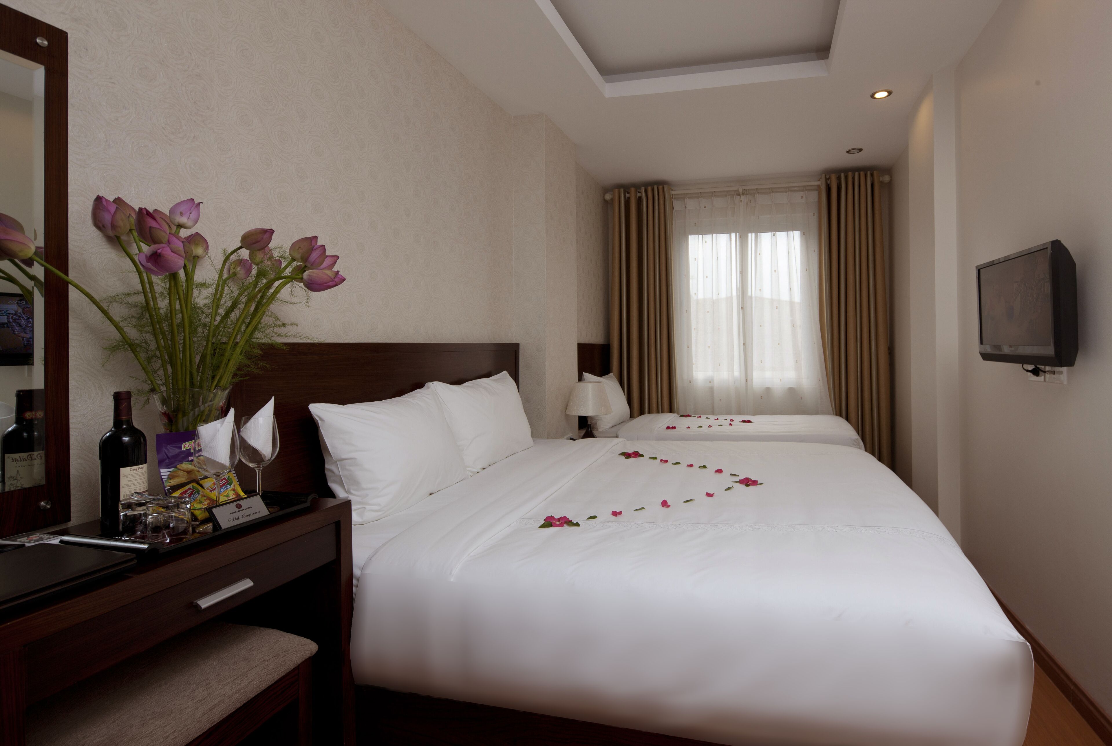 Photo - Rising Dragon Legend Hotel