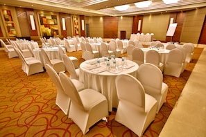 Banquet hall - Park Ascent (Noida)