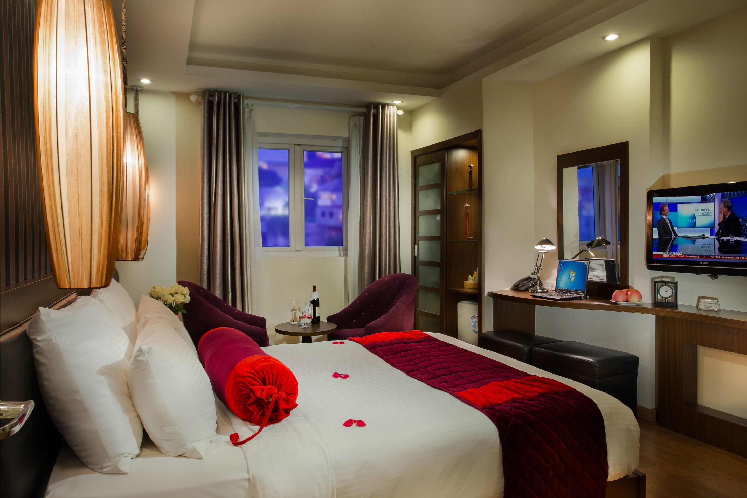 minibar, in-room safe, desk, soundproofing