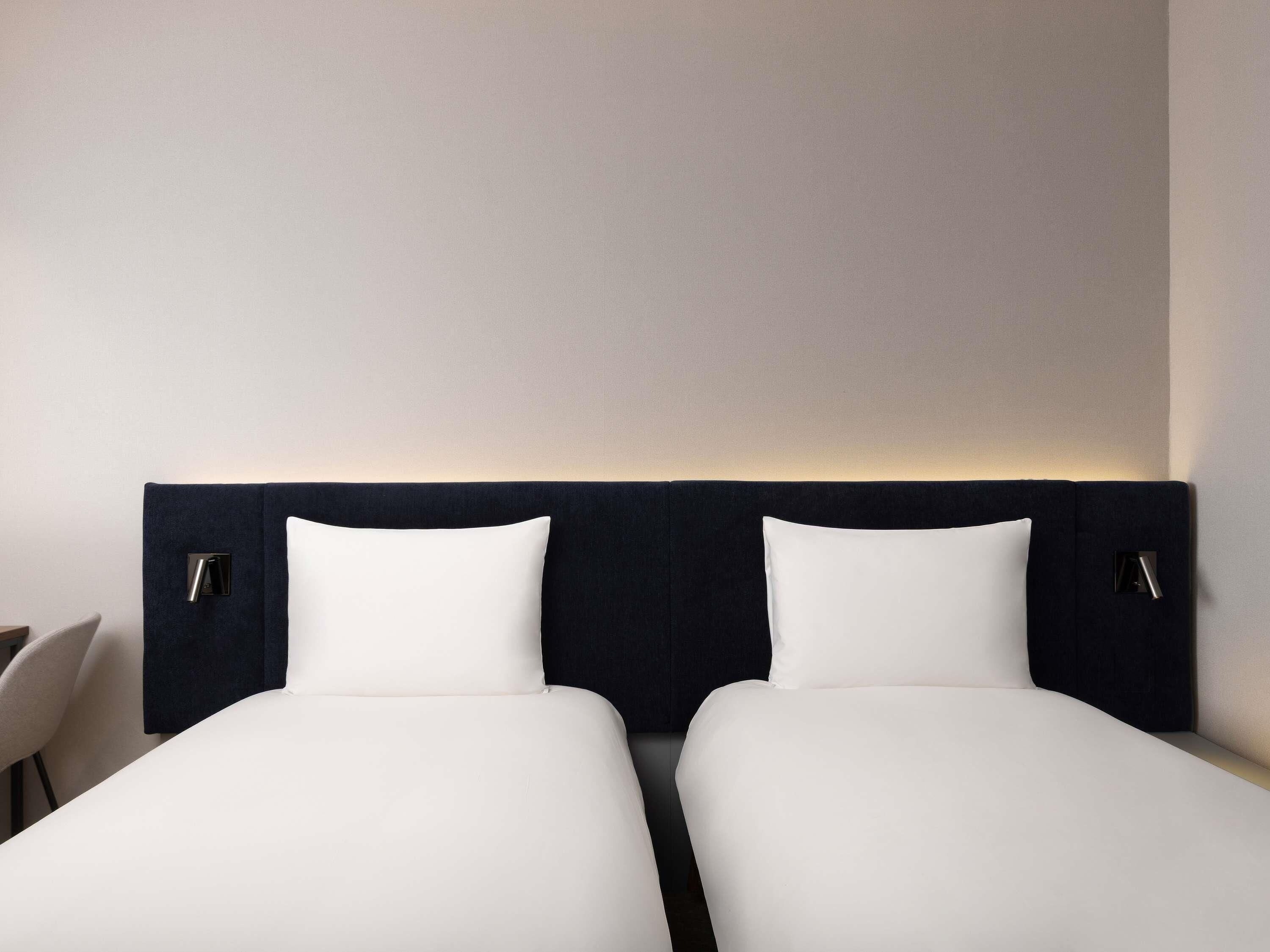 Phòng Superior, 2 giường đơn (Recently Renovated) | Bộ đồ giường cao cấp, két bảo mật tại phòng 