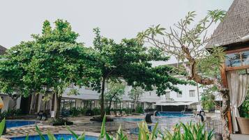 2 outdoor pools, open 7 AM to 6 PM, sun loungers