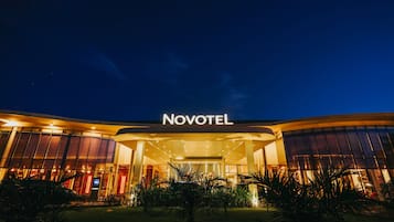 Front of property – evening/night