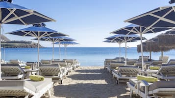 Beach nearby, beach towels
