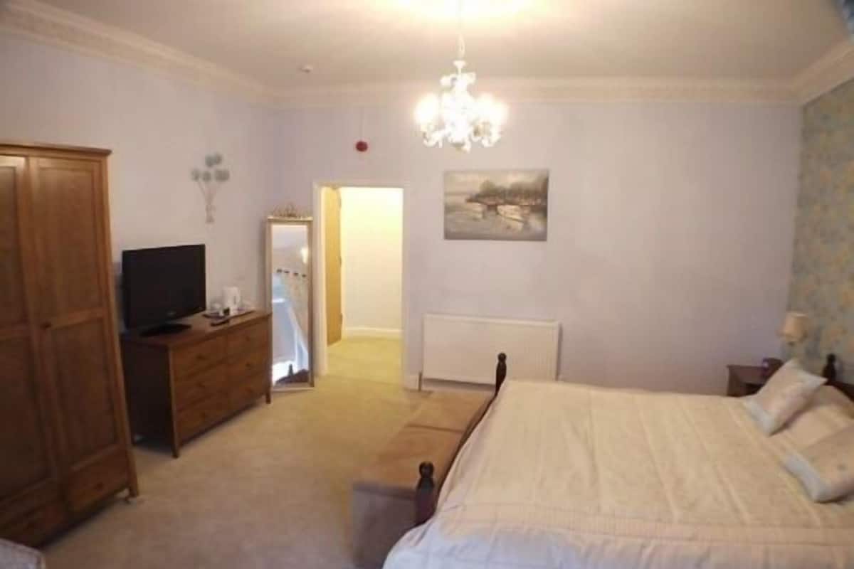 Supérieur, 1 très grand lit king-size | 1 chambre