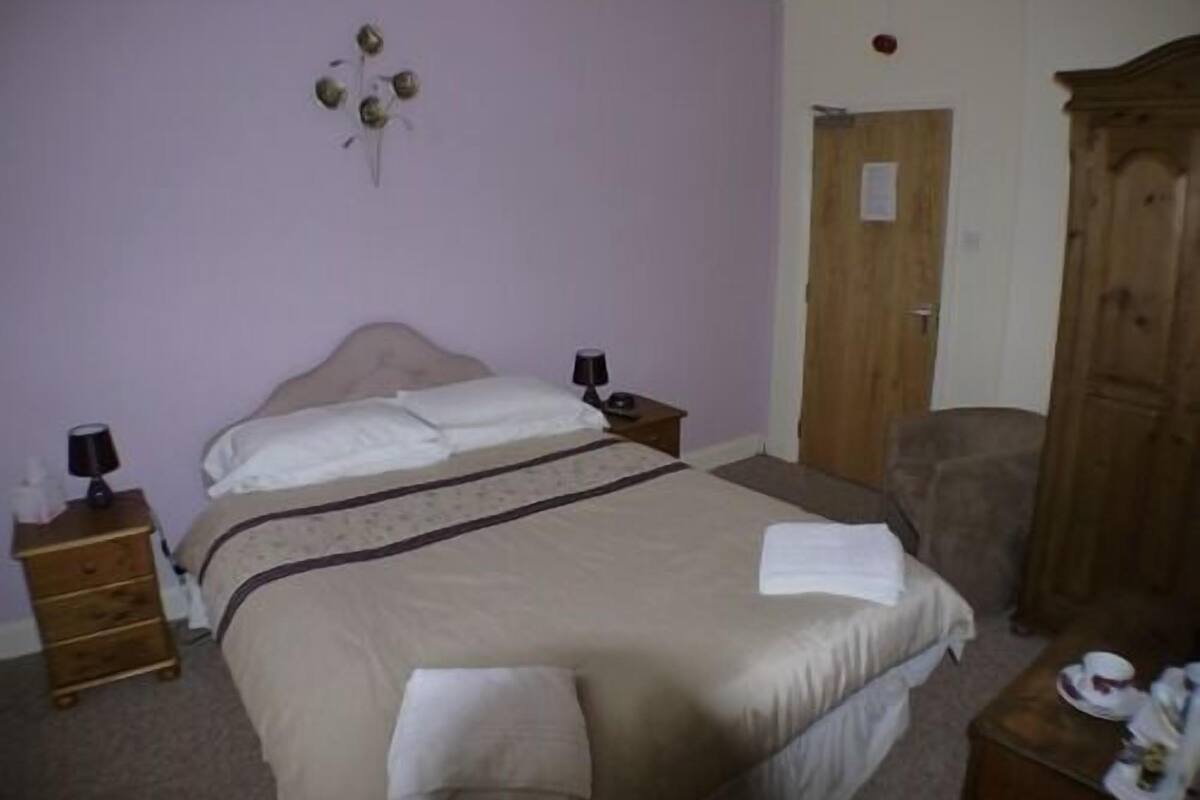 Double En-suite