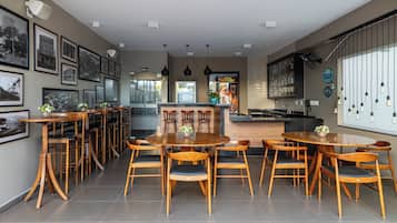 Bar (di properti)