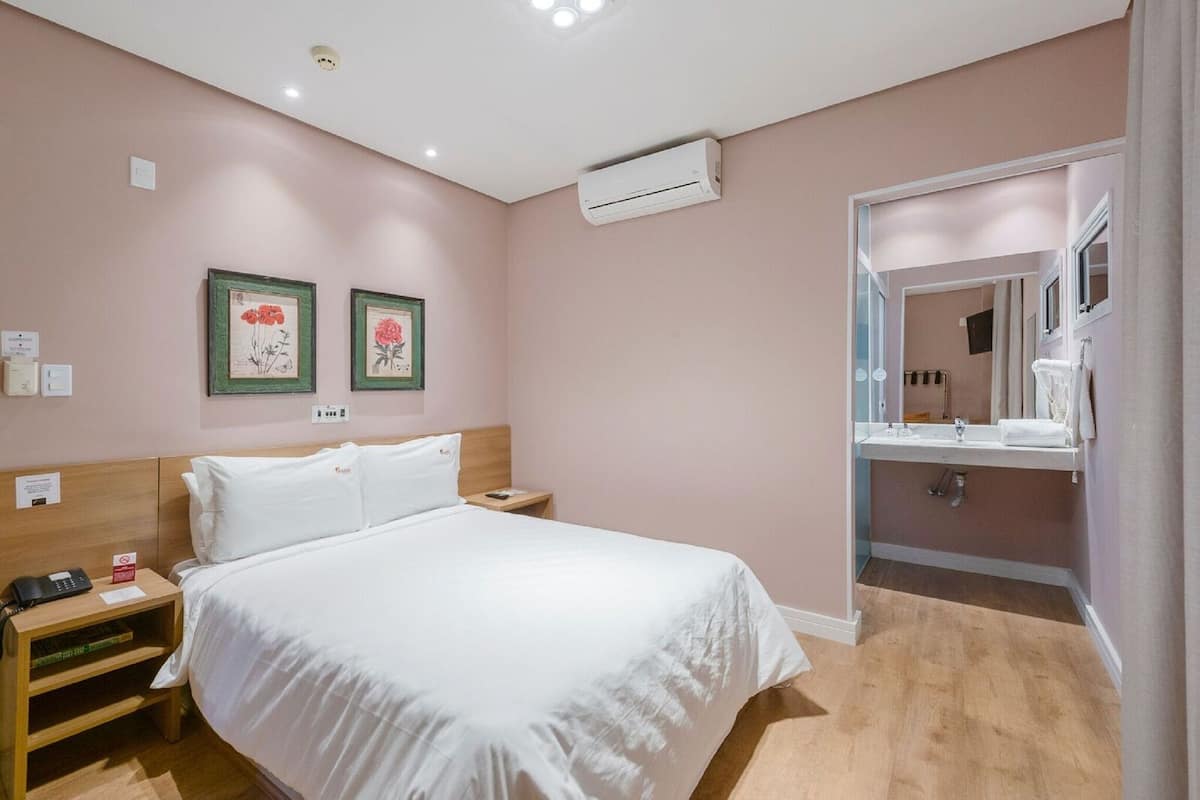 Biancheria da letto di alta qualità, minibar, una cassaforte in camera