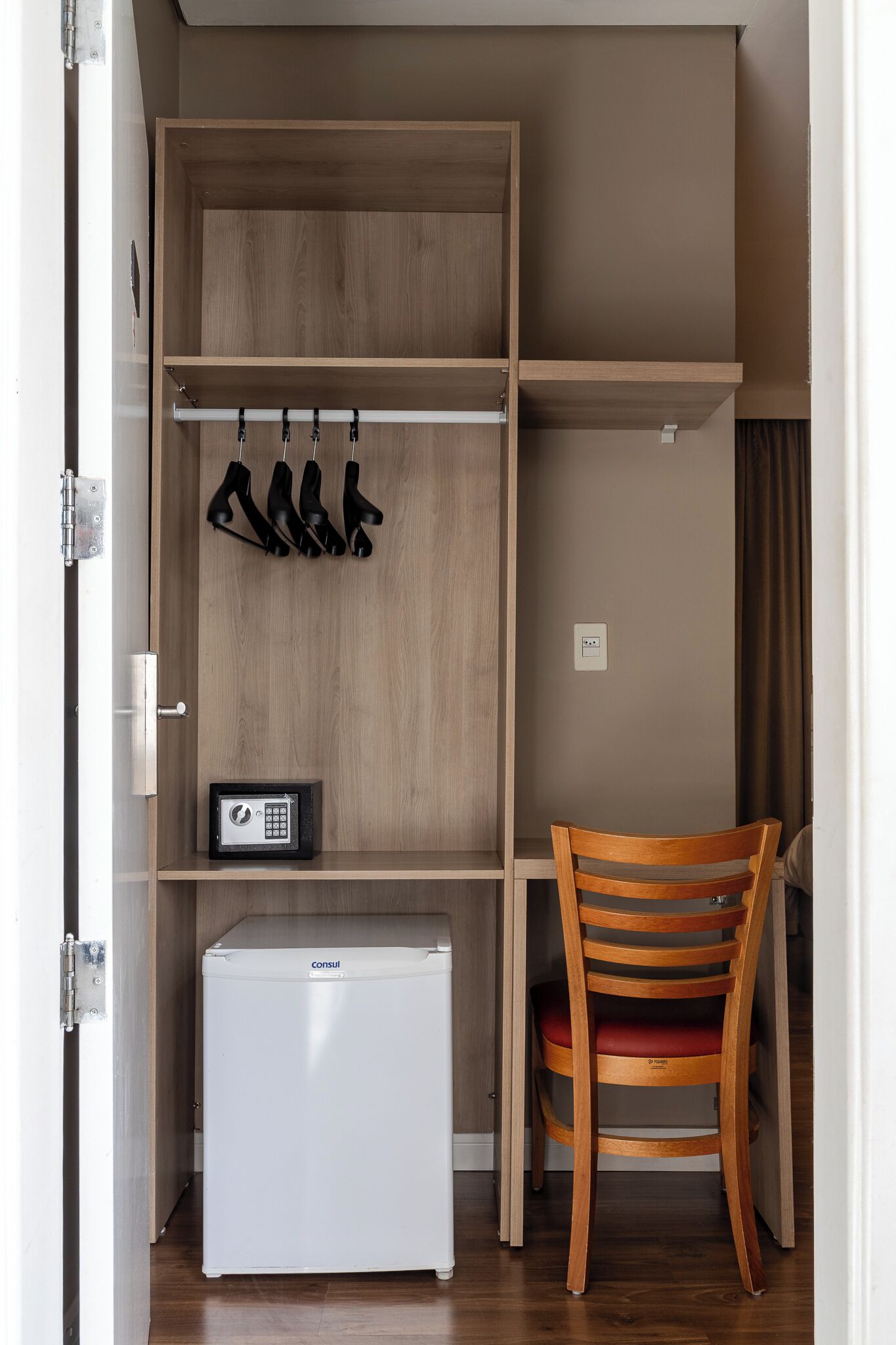 superior triple room | 1 bedroom, premium bedding, minibar, in-room safe