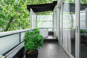 Luxury Suite | Terrace/patio