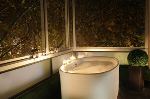 Suite de luxe | Banyera d'hidromassatge privada