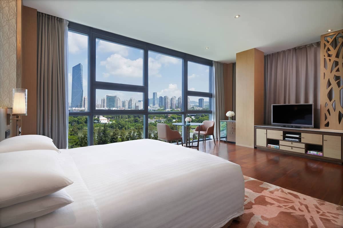 Studio, 1 Tempat Tidur King | Isi minibar gratis, brankas, dan ruang kerja ramah laptop