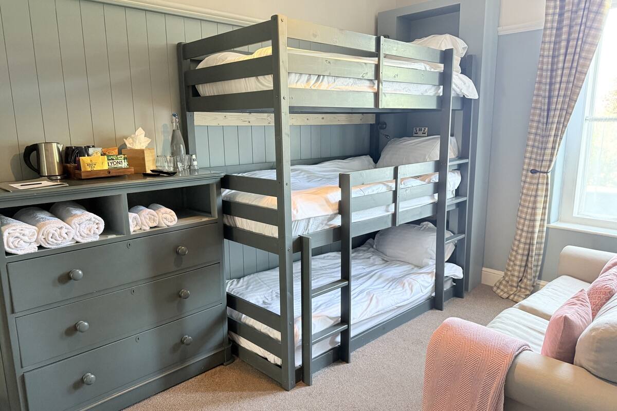 Triple Room, Ensuite (Bunked Room) | Premium bedding, desk, laptop workspace, iron/ironing board