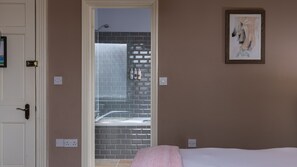 Twin Room, Ensuite | Bathroom - Burrator Inn (Yelverton)