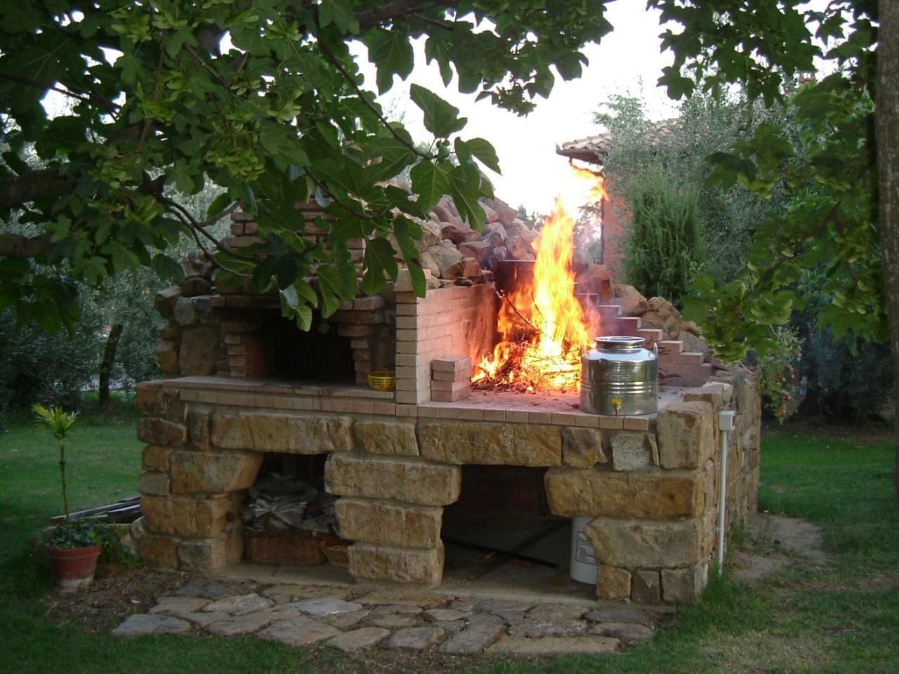 Grill-/Picknickplatz