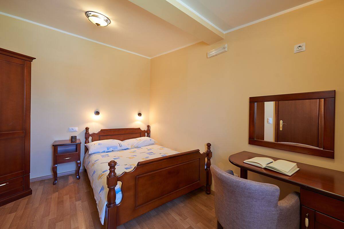 Room | Select Comfort beds, minibar, blackout drapes, soundproofing