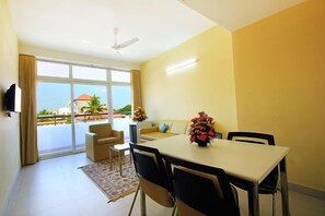 Suite | Área de sala de estar | Chimenea