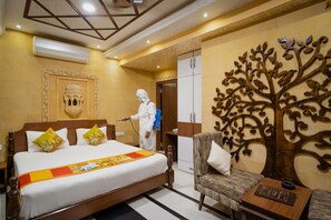 Haveli Suite | Bàn, giường gấp/giường phụ (phụ phí) 