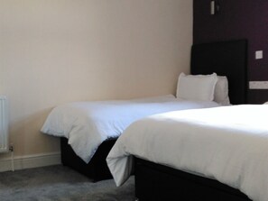 Suite, baño privado