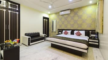 1 bedroom, premium bedding, down duvets, pillow-top beds