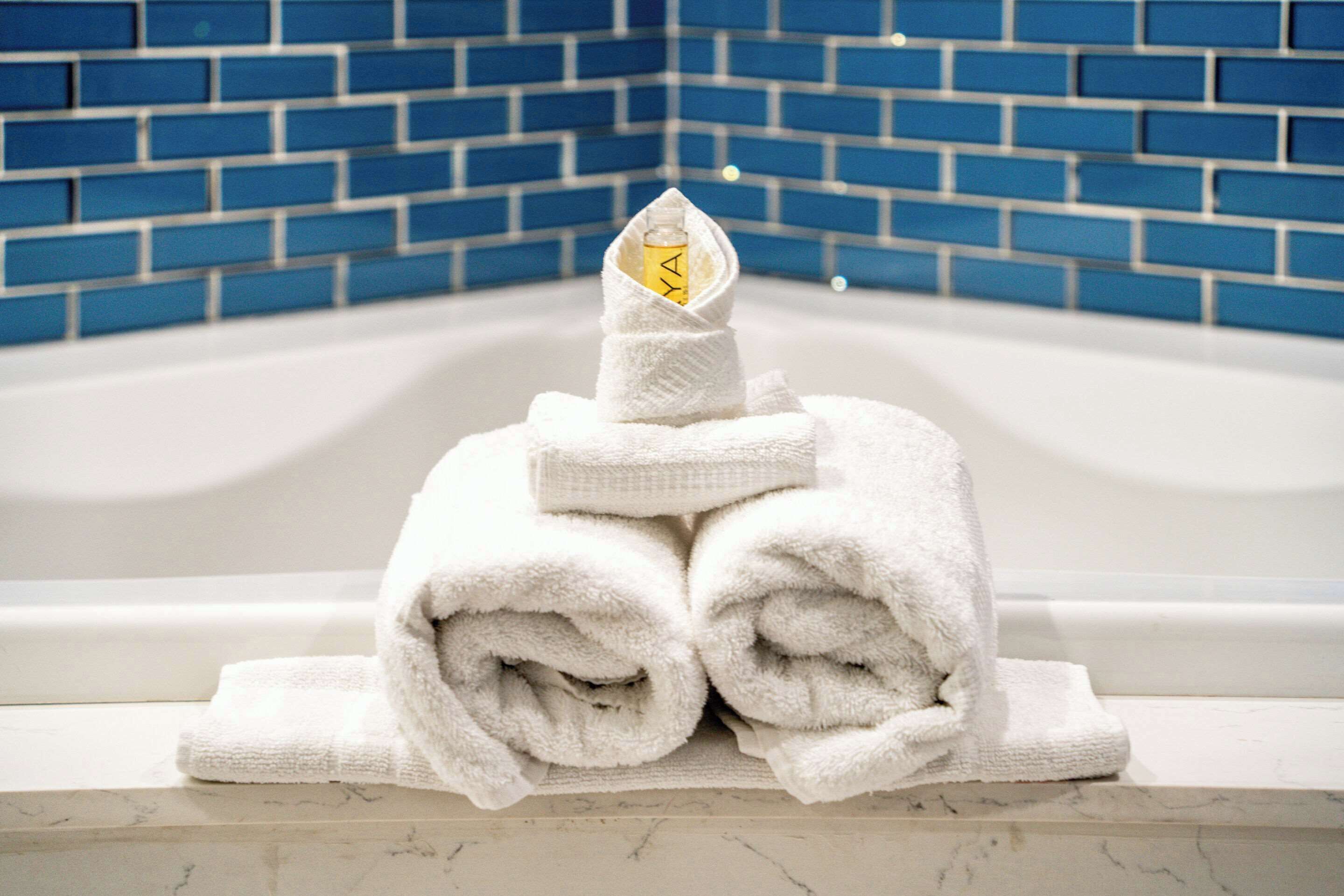 room, 1 king bed, non smoking (jacuzzi) | free wifi, bed sheets