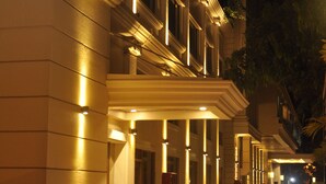 A well-lit hotel entrance with a clean, polished floor and a classic architectural design. - Goldfinch Hotel Mumbai (Mumbai)