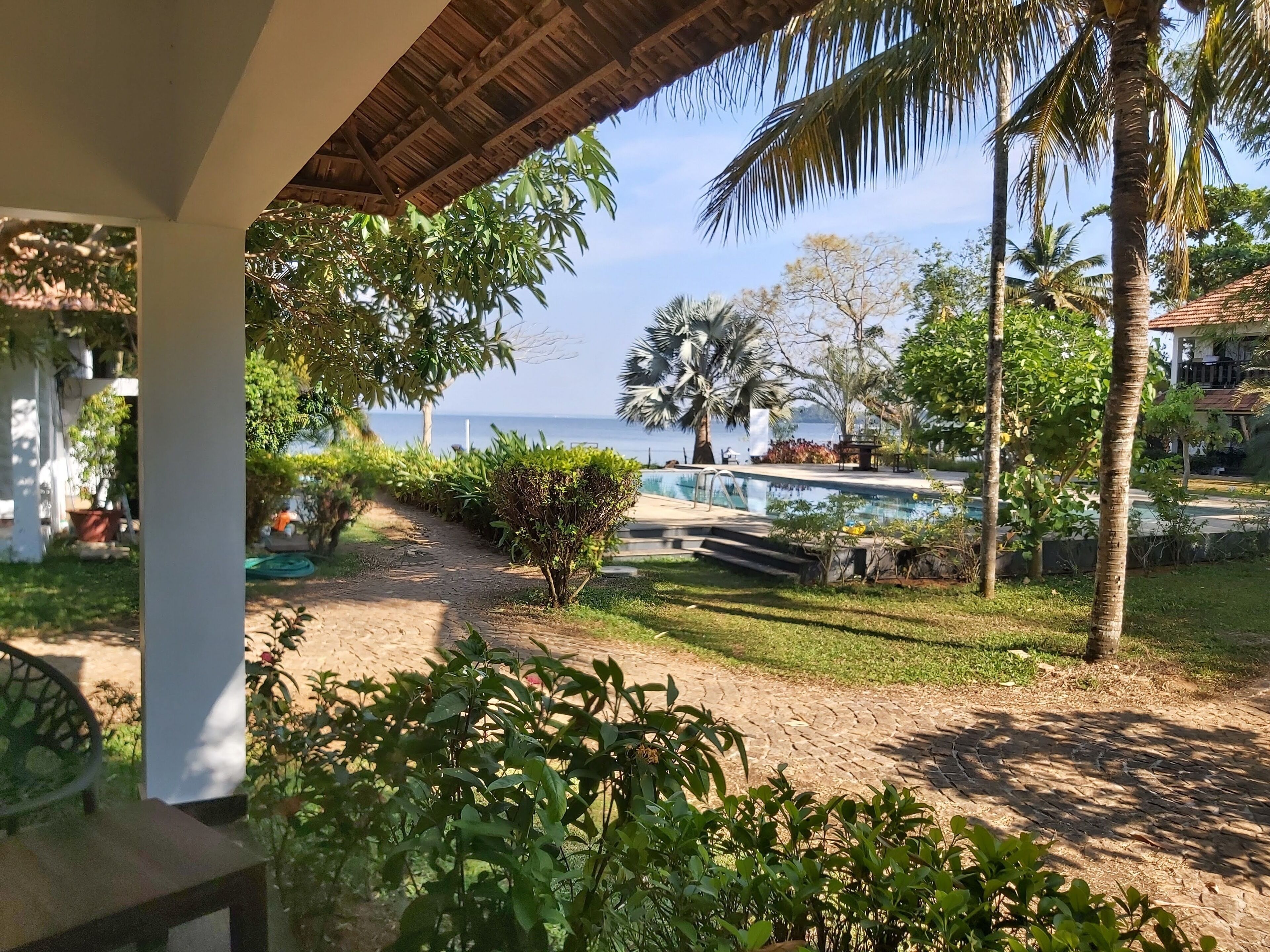 Lake View Room	