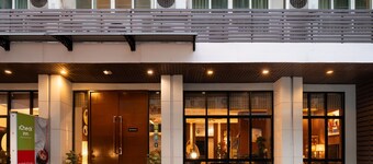 iCheck inn Gems Center Silom